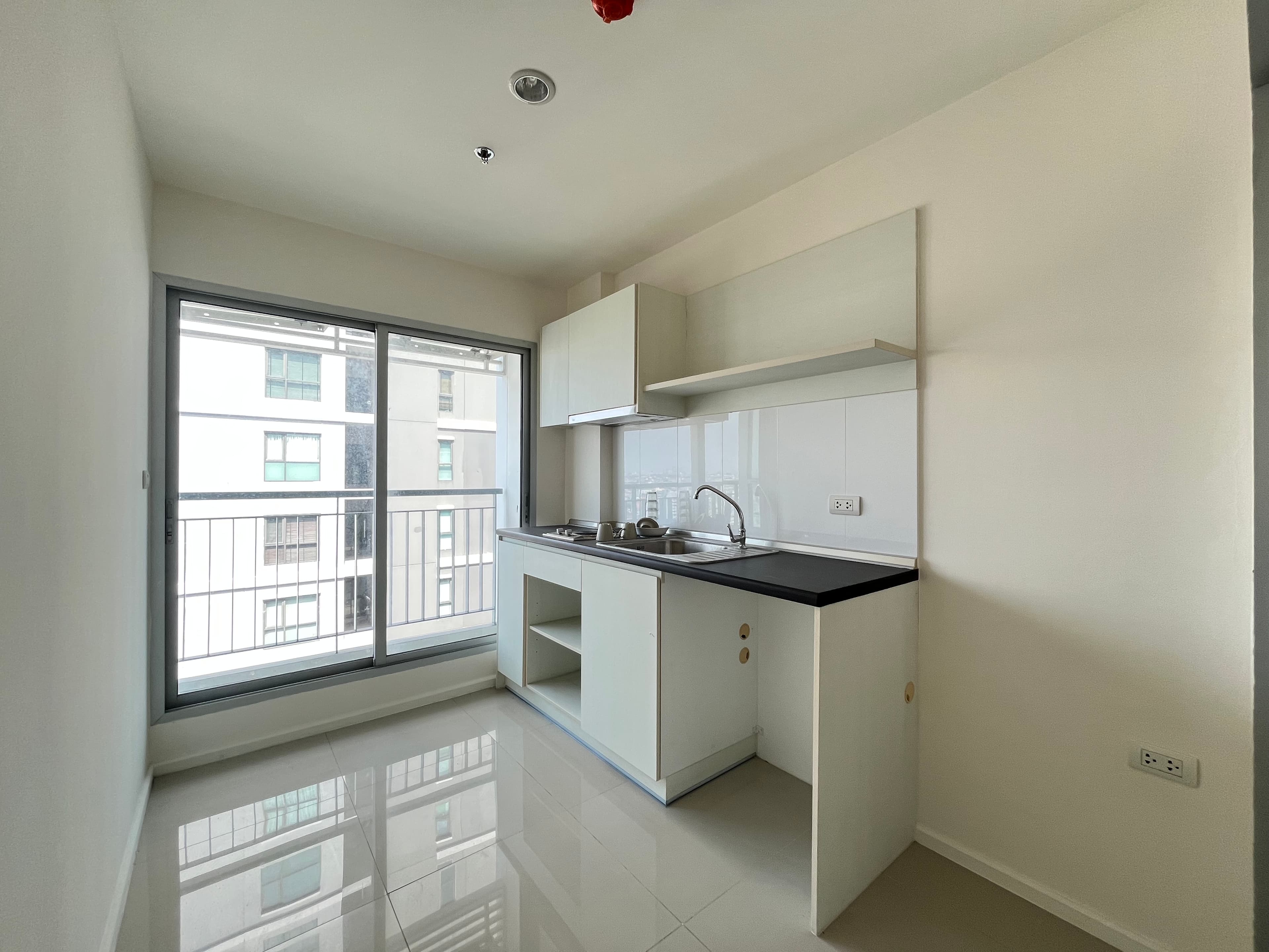 Aspire Sukhumvit 48 - Image 2
